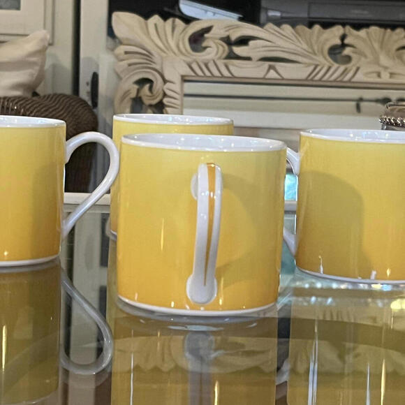 Lynn Chase Designs yellow mugs set‎ of 4 from the Accents pattern 1998 - Picture 8 of 9
